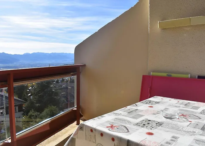 Apartment Lumineux Avec Mezzanine Pour 4 Personnes A Font-romeu - Fr-1-580-143 *